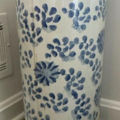 Chinese Blue & White Porcelain Umbrella Stand