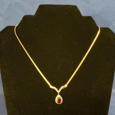 14k Gold Tear Drop Necklace (7 Grams Total)