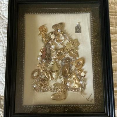 Jean Desmond "Feline Navidad" Broken Jewelry Shadowbox