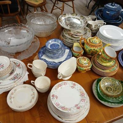 China sets and miscellaneous china pieces and serving bowls.