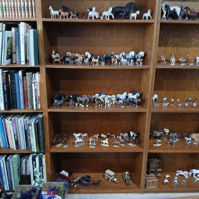 Large collection of Hagen Renaker and other figurines (Clinkies). These will be priced individually and can be shipped. Collectors: the...