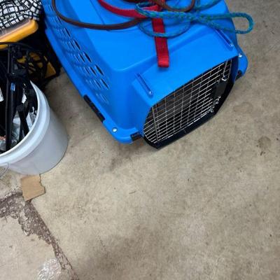 Pet carrier