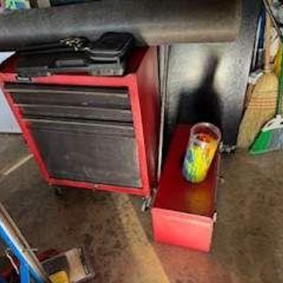 Tool chest