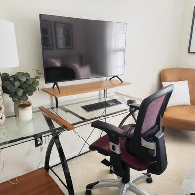 Z LINE BRISA DESK WITH GLASS TOP