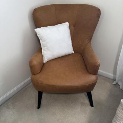 DOLCE ROMANIA CARMEL LEATHER CHAIR