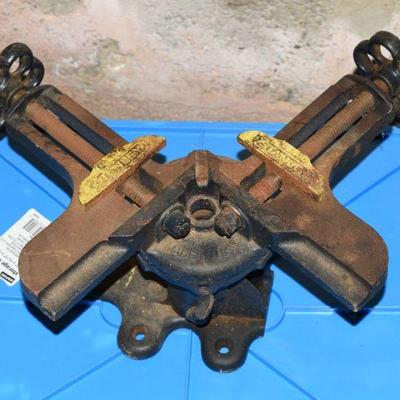 Stanley Vise 
