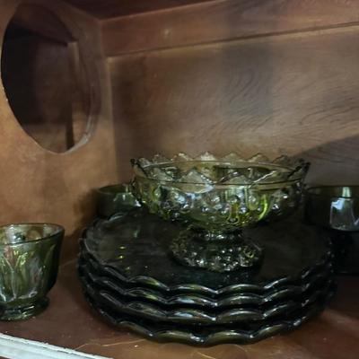 Vintage green glassware 