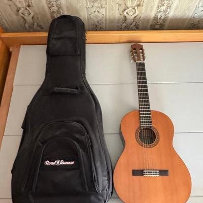 Yamaha CS40 Classical Guitar Natural 