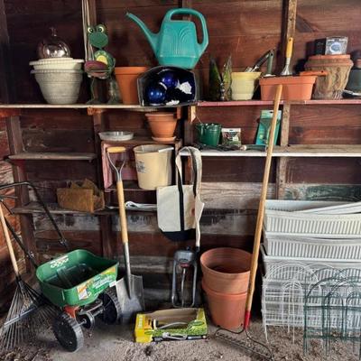 Gardener's Dream Lot Incl. Planters, Sprinklers, Watering Can And More