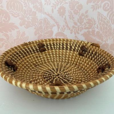 Vintage Charleston Sweet Grass Basket