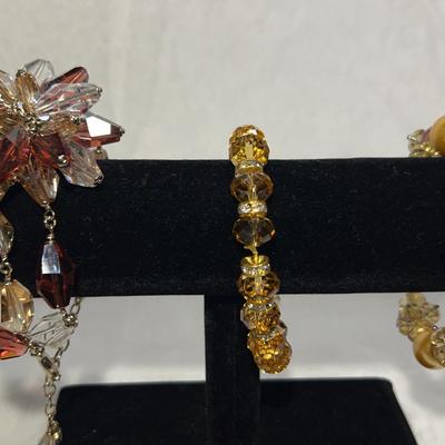 Glam Vintage-Style Bracelets (3)