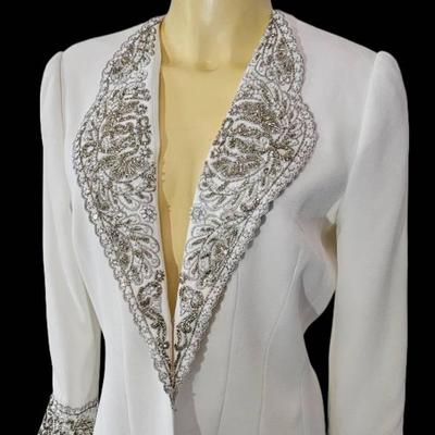 Fe Zandi Beverly Hills White Blazer with Ornate Beading – Size 6