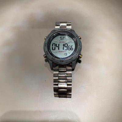 Kenneth Cole digital sports watch