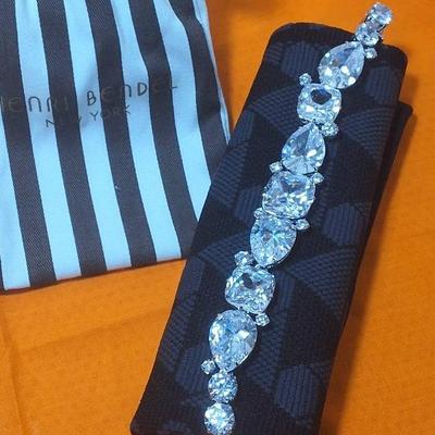 Dazzling Henri Bendel NY Crystal Statement Bracelet – Elegant Costume Jewelry (7.25")