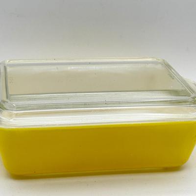 Yellow Pyrex Refrigerator Dish 