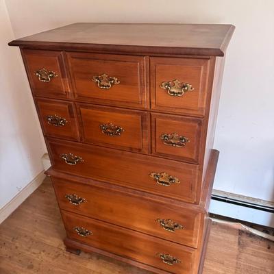 Moosehead Maine Made Five Drawer Dresser 