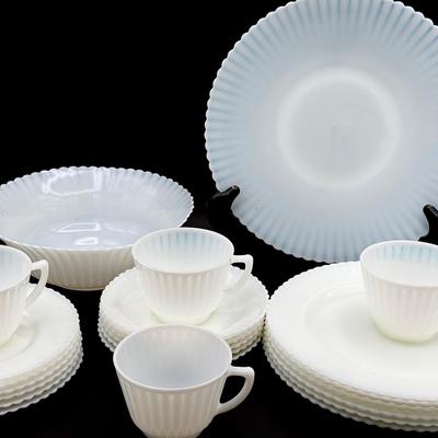 Macbeth-Evans Petalware Monax Depression Glass Dinnerware 