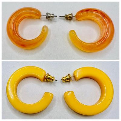 (2) Pairs Vintage Lucite & Bakelite Earrings