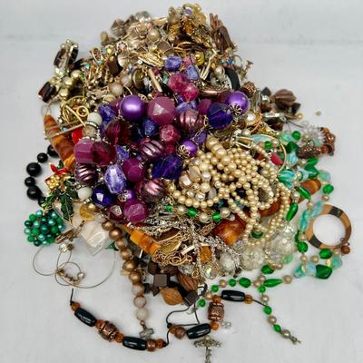 Nearly Five Pounds of Misfit Mystery Jewelry