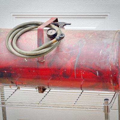 Retro Air Pressure Tank