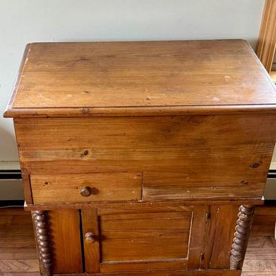 Antique Bar