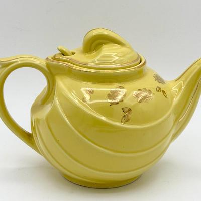 Hall China Co. "Parade" 1950's Teapot 