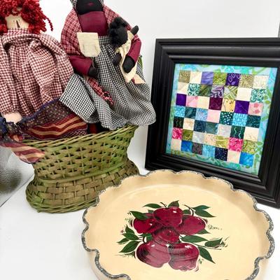 Adorable Americana Lot Feat. PA Quilt