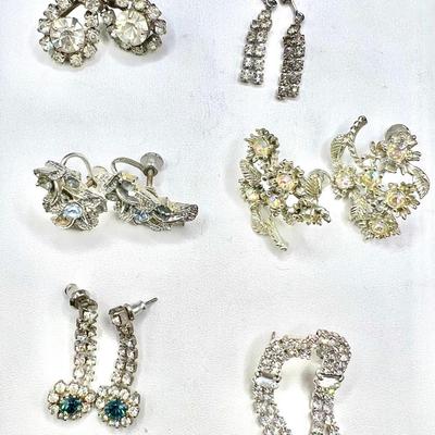 Sparkling Rhinestone Earrings incl. Vintage Jewelry