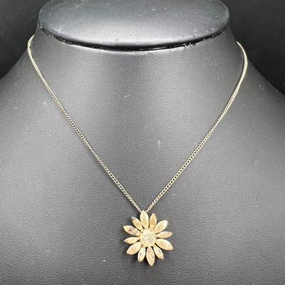 835 European Silver Necklace with Flower Pendant 