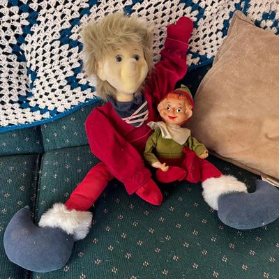 (2) Elves Feat - Jestia Music Box Elf