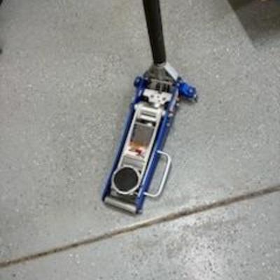 1.5 ton floor jack 