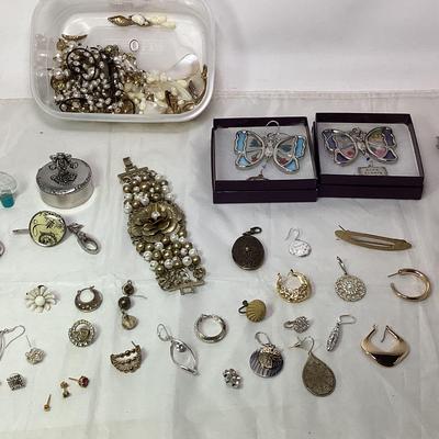 Single Earrings, Broken/missing Stone Jewelry