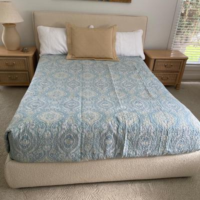Moe’s Home Collection Queen Bed