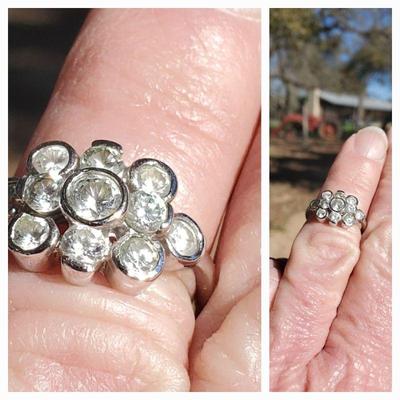 Pretty CZ ring 