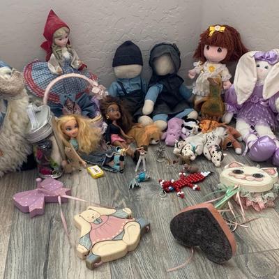 Dolls And More Toy Lot 