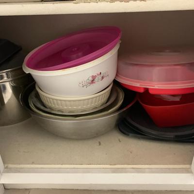 Punch Bowl, Stock Pot And Misc Kitchen Supplies