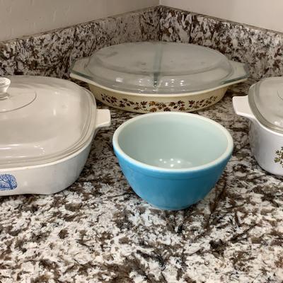 Vintage Pyrex & Corning Ware Dishes 