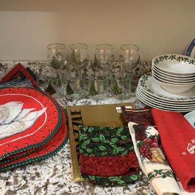 Christmas Plates, Glasses And Placemats