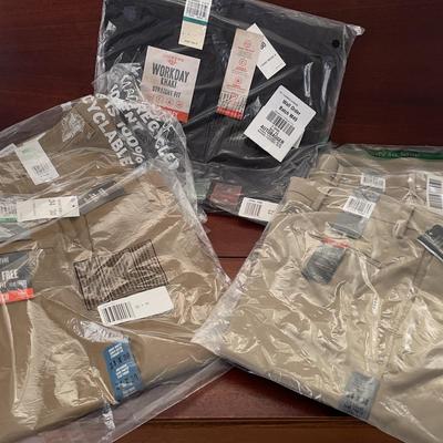 Set of 5 New Docker's Men's Pants