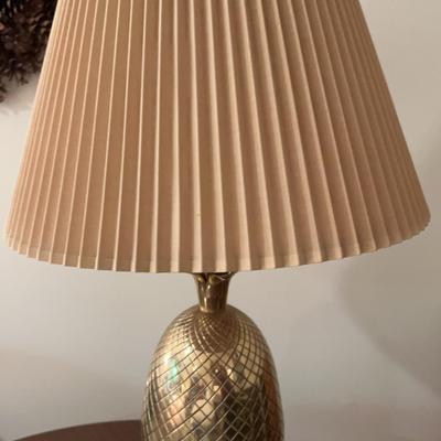 Brass Pineapple Themed Accent Lamp