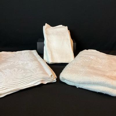 Vintage Table Linens