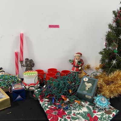 AU402PD A Very Vintage Christmas