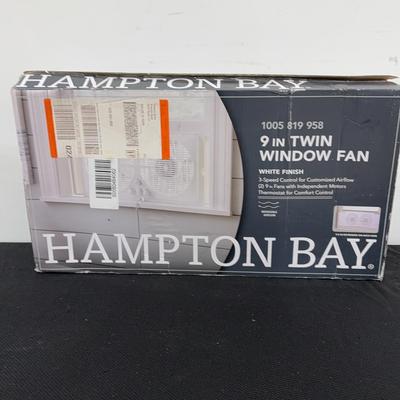 AU406PD Hampton Bay 9” Twin Window Fan