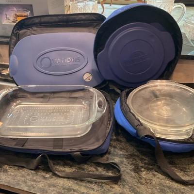 Ovations And Encore Serving Dishes With Carry All Travel Bags