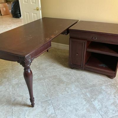 Spindle Leg Desk & Cabinet