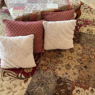 Machine-stitched Quilt, Throw Pillows And Throw Rug  
