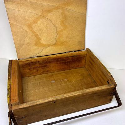 Vintage Wooden Cigar Box