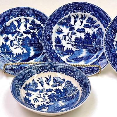 “Uyamaka” China Collection