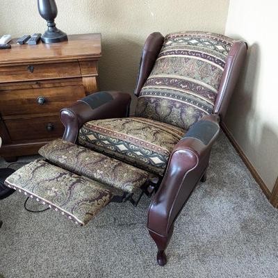 Lot #54 - Manual Recliner Chair