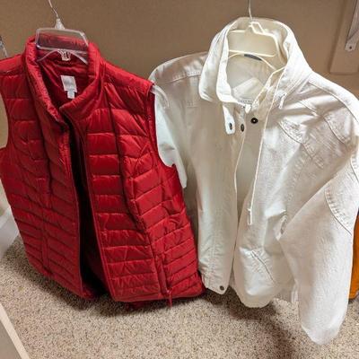 Lot #109 - Women's Size M J Jill Red Puffer Vest and Van Heusen White Jacket